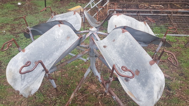 5 Stand Lamb Marking Craddle 