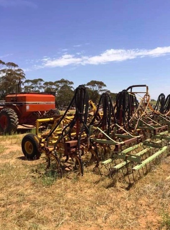 Connor Shea 32ft Airseeder