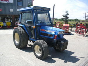 iseki 530 4wd tractor