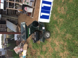 (A129) - Bolens 8 Hp Chipper / Shredder