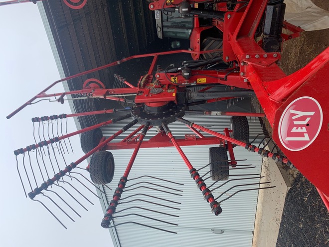 Lely Hibiscus Twin Rotor Hay Rake