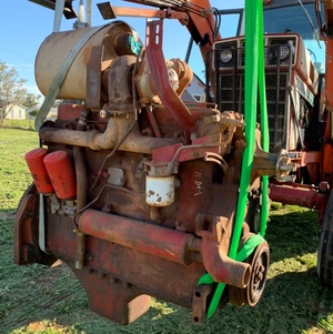 international 1086 engine DT414