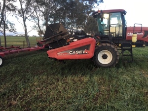 Case 2152 25ft draper front suit Windrower