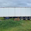 BARKER WALKING FLOOR TRAILER