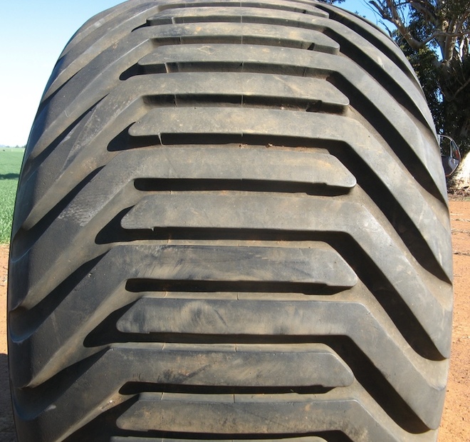 Baler Tyre 700/50 - 22.5