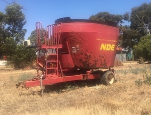 New Holland Mixer