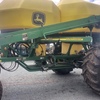 2006 John Deere 1910 2 Bin 13000L Air Cart