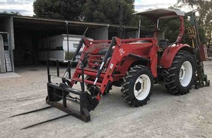 65Hp Dong Feng Tractor with FEL, Forks & 4 in 1 Bucket