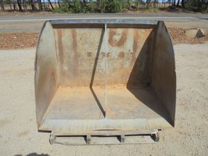 Under Auction - Bulk Loader Bucket - 2% Buyers Premium on all Lots