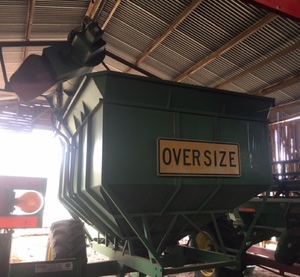 14/Mt Chaser Bin For Sale w HYD Drive & Fold Auger light & Camera**Price Reduced for this week**