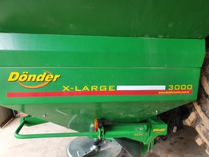 Donder CGSA 3000L Linkage Fertiliser Spreader For Sale