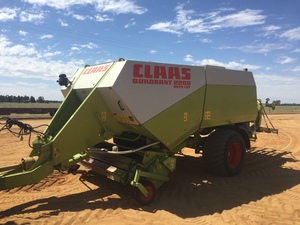 Claas Quadrant 2200 Roto Cut Baler