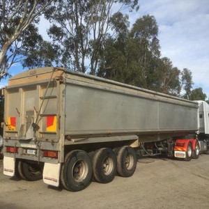 1985 Lusty Tri-Axle Tipper