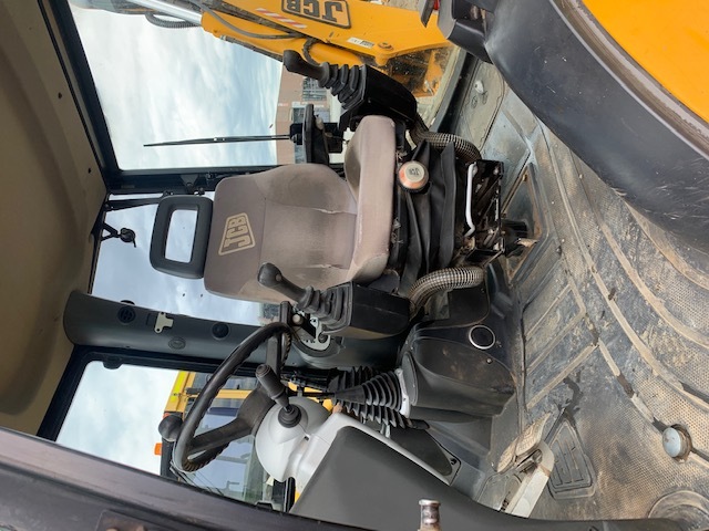 JCB 3CX PILOT CONTROL