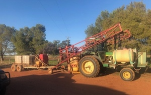 John Deere 4440 3PL Tractor with 27m Boomspray & Water Cart