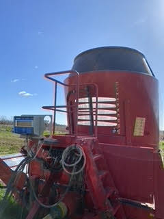 Under Auction - 2017 Lely Feed Mixer Wagon Tulip Biga 24 Maxi - 2% + GST Buyers Premium On All Lots 