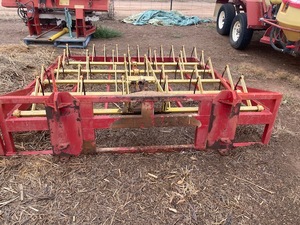 Jadan Small Bale Grab