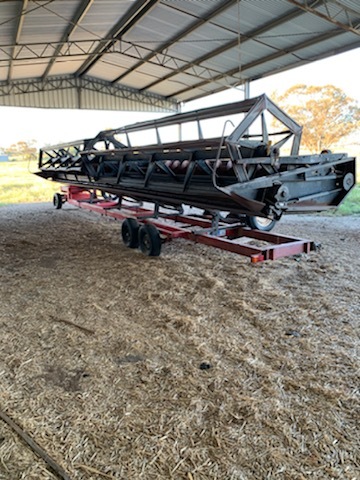 MacDon 1040 Front Batt Reel