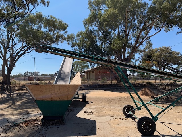 Conveyor - 10.7 metres x 600 wide Conveyor  -  Adjustable Height