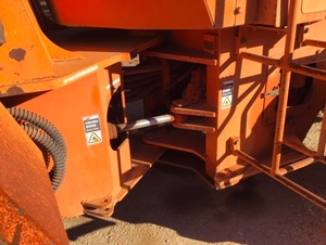 Hitachi LX80 Loader