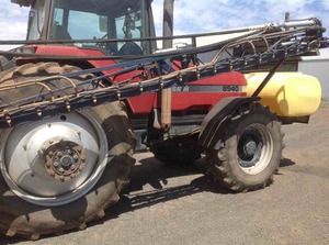 Case Magnum 8940 Spray Tractor For Sale