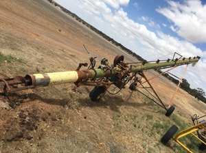 Fast-flow auger approx 45ft 9”