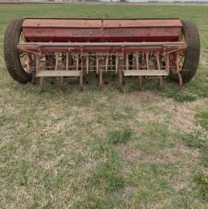 Massey Ferguson 16 run Combine