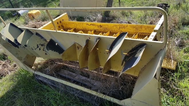 TX66 New Holland straw chopper