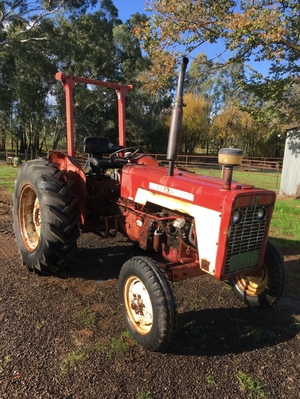 International 434 Tractor