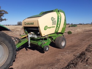 Krone Comprima V150 baler