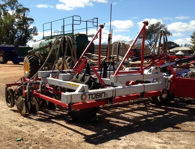 **MASSIVE PRICE REDUCTION** Tobin Bullet No-Till seeder For Sale