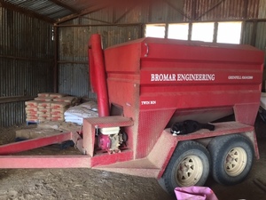 Bromar Feed Cart
