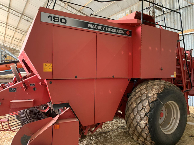 MF 190 Baler