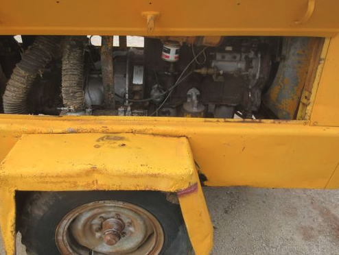 Under Auction - Mobile Aircompressor - 2% Buyers Premium on all Lots