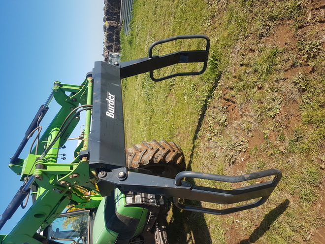 Burder Soft Hands Bale Grab