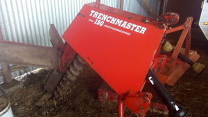 Trenchmaster 150 pto trencher