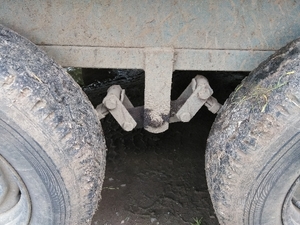 Tandem Trailer With Cattle Crate