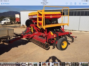 Duncan Renovator air seeder