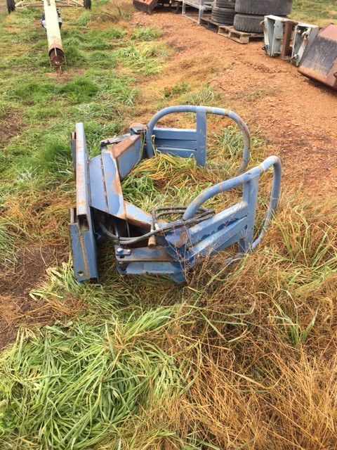 Round bale silage grab  (soft Hands)