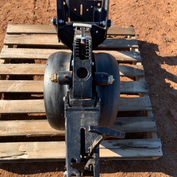 John Deere XP rowunits black