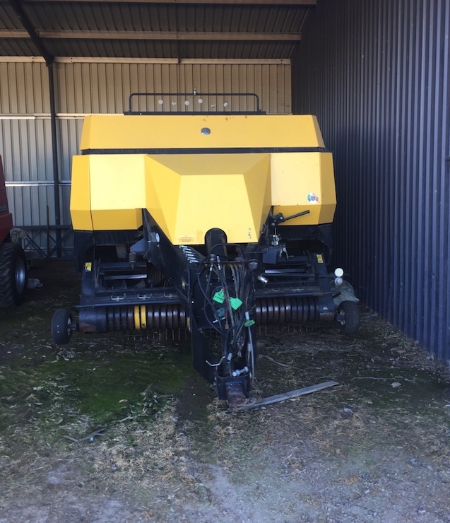 NEW HOLLAND BB960A SQUARE BALER FOR SALE