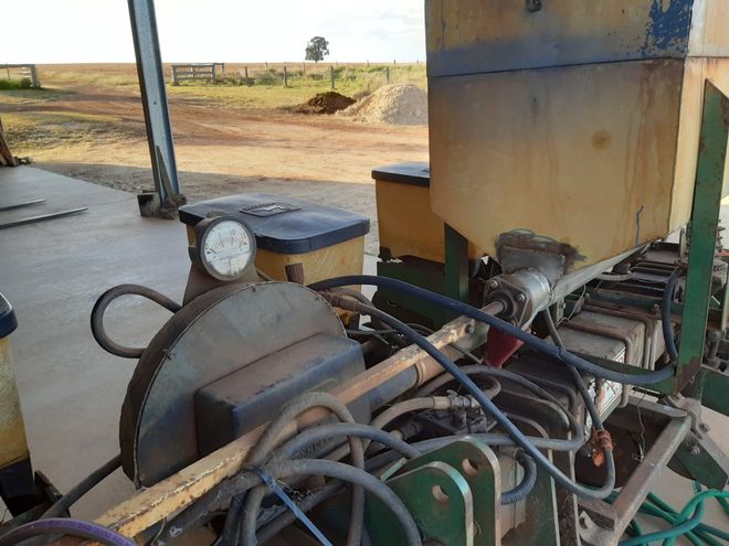 Vacuum 4 Row Planter