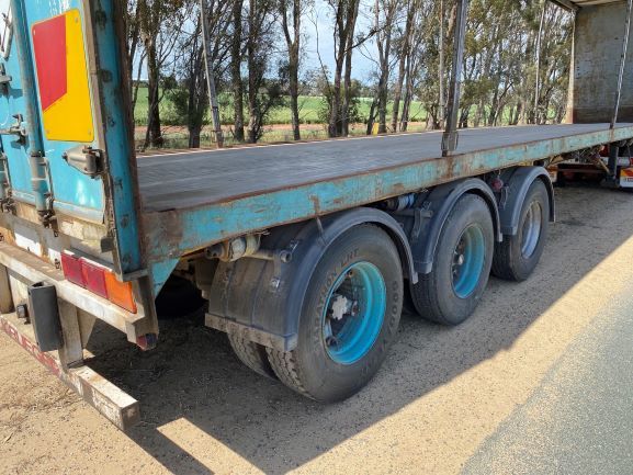 Kreuger 45' Flat Top Trailer (Unfinished Project)