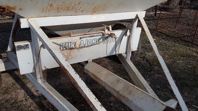 Crump Kurrajong 1000 Super Spreader