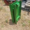 Under Auction - SET OF JOHN DEERE 400 & 500 SERIES LOADER ATTACHMENT BRACKETS 