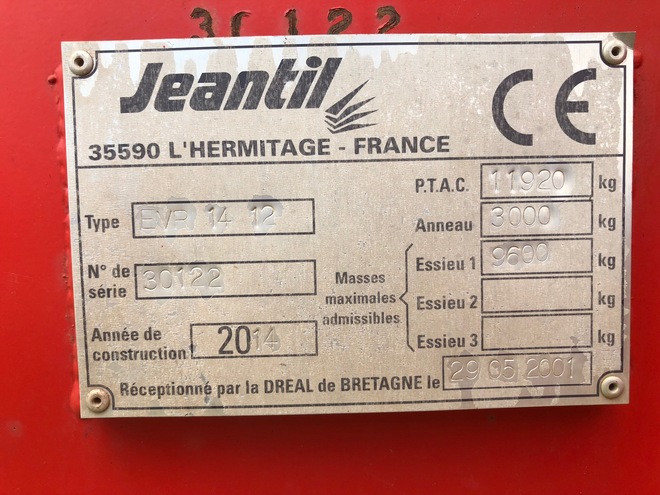 Jeantil EVR 14-12 Manure Spreader