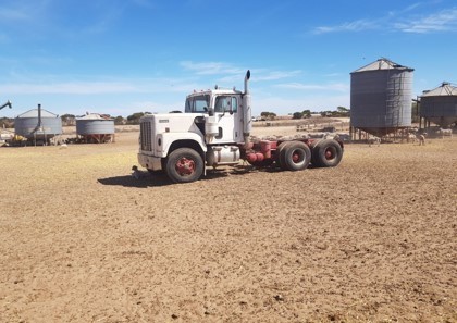 TRANSTAR 4200 8V92t 15 SPD RR