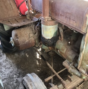 John Deere Unstyled D Tractor For Sale