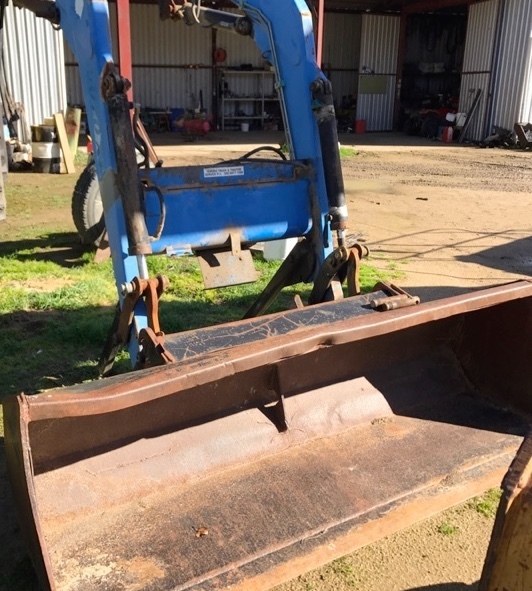 WANTED Front End Loader to suit Deutz 6.45T