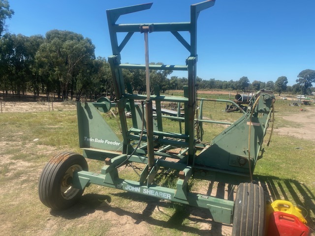 John Shearer Twin Bale Feedout Cart